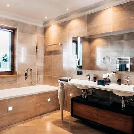 G12 - Mountain Luxury *