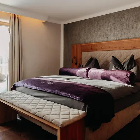 G12 - Mountain Luxury *