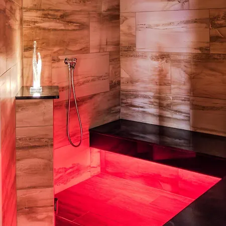 G12 - Mountain Luxury Aparthotel