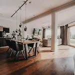 G12 - Mountain Luxury Chalet