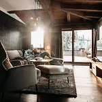 G12 - Mountain Luxury Chalet *