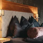 Chalet G12 - Mountain Luxury