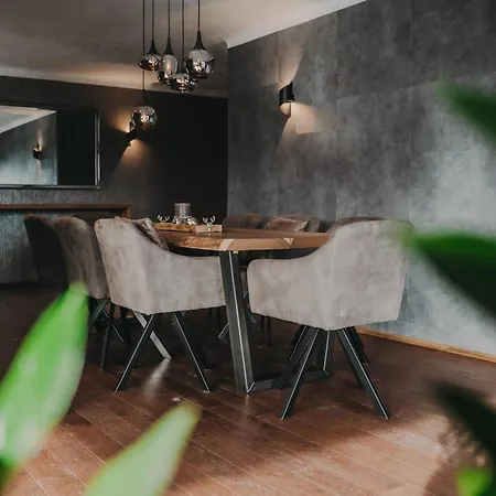Hotel apartamentowy G12 - Mountain Luxury Seefeld w Tirolu